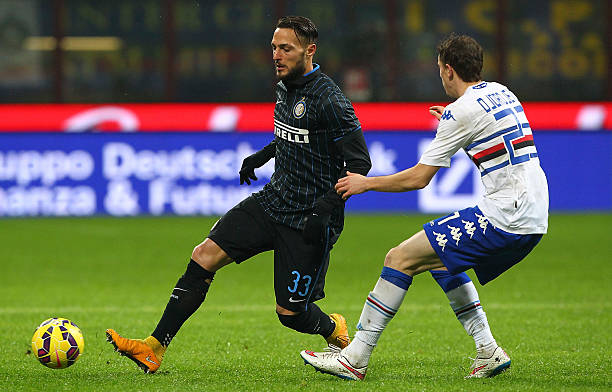 足球运动中 足球运动中