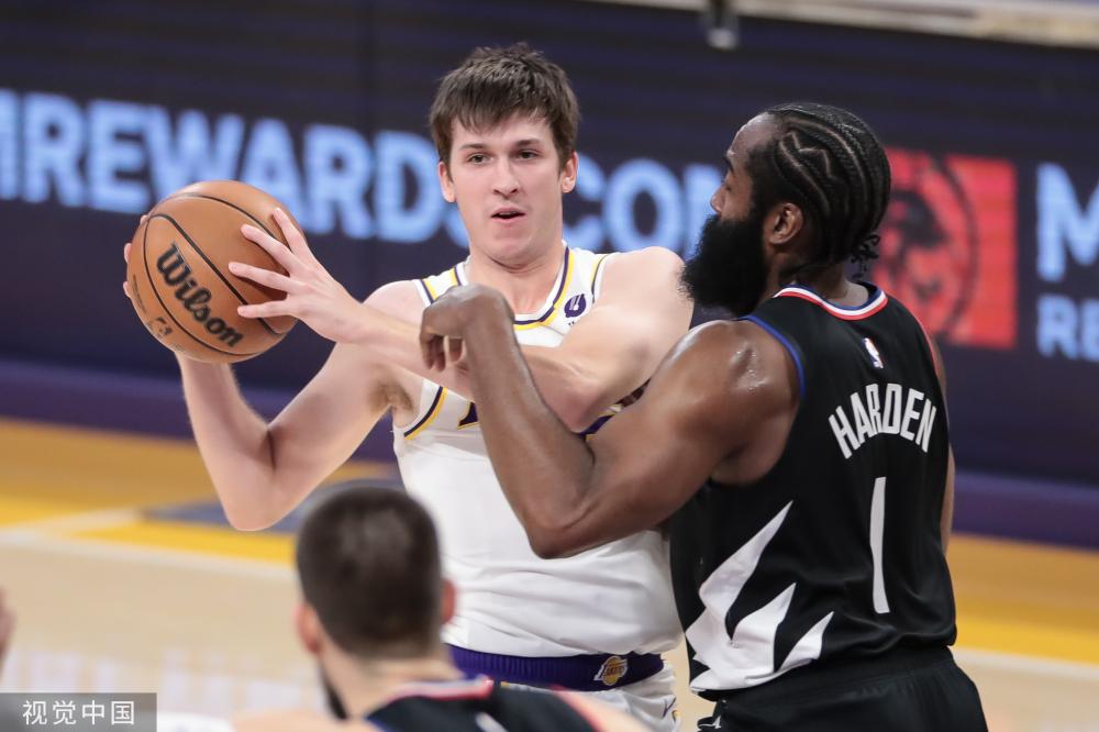 冰天雪地里 冰天雪地里